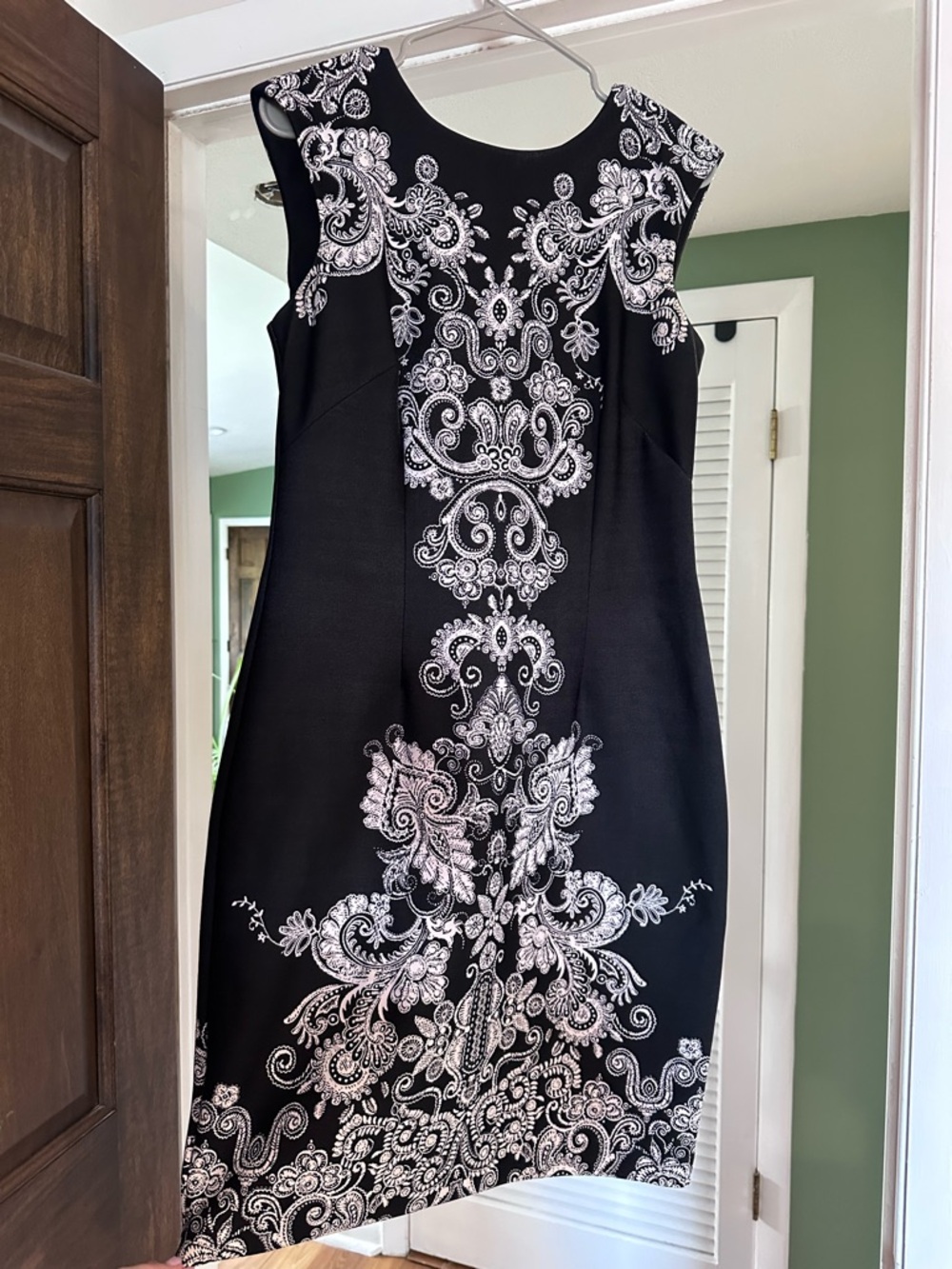 Elegant Black and White Business Bodycon Dress